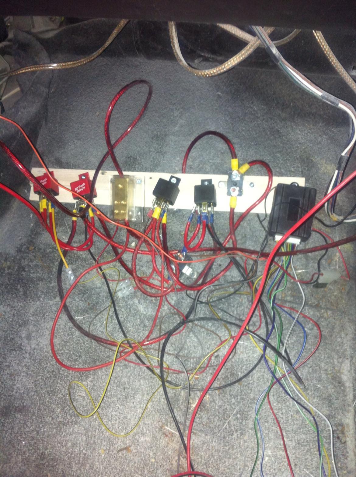 Carina E-xtreme - Min første eltavle i en bil :-) Skal nok rydde op nu når det hele virker! billede 40