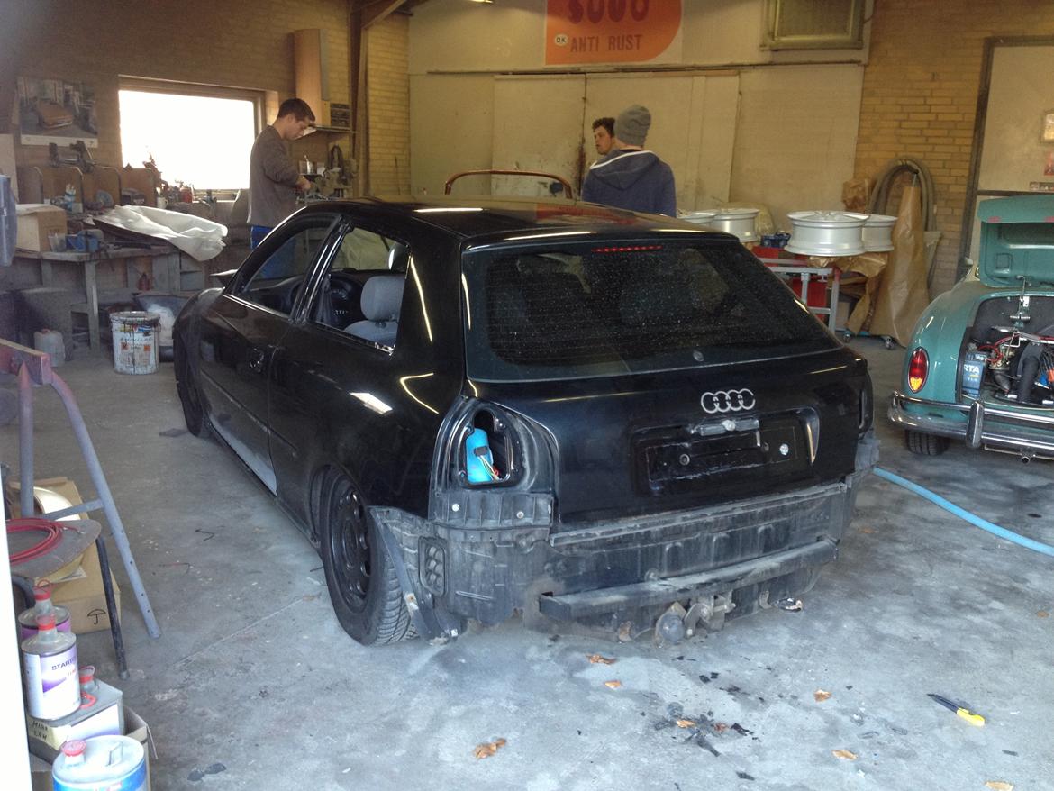 Audi A3 Airrider projekt - fra start til slut!!  - Bilen blev splittet fuldstændig ad og sendt til maleren billede 27