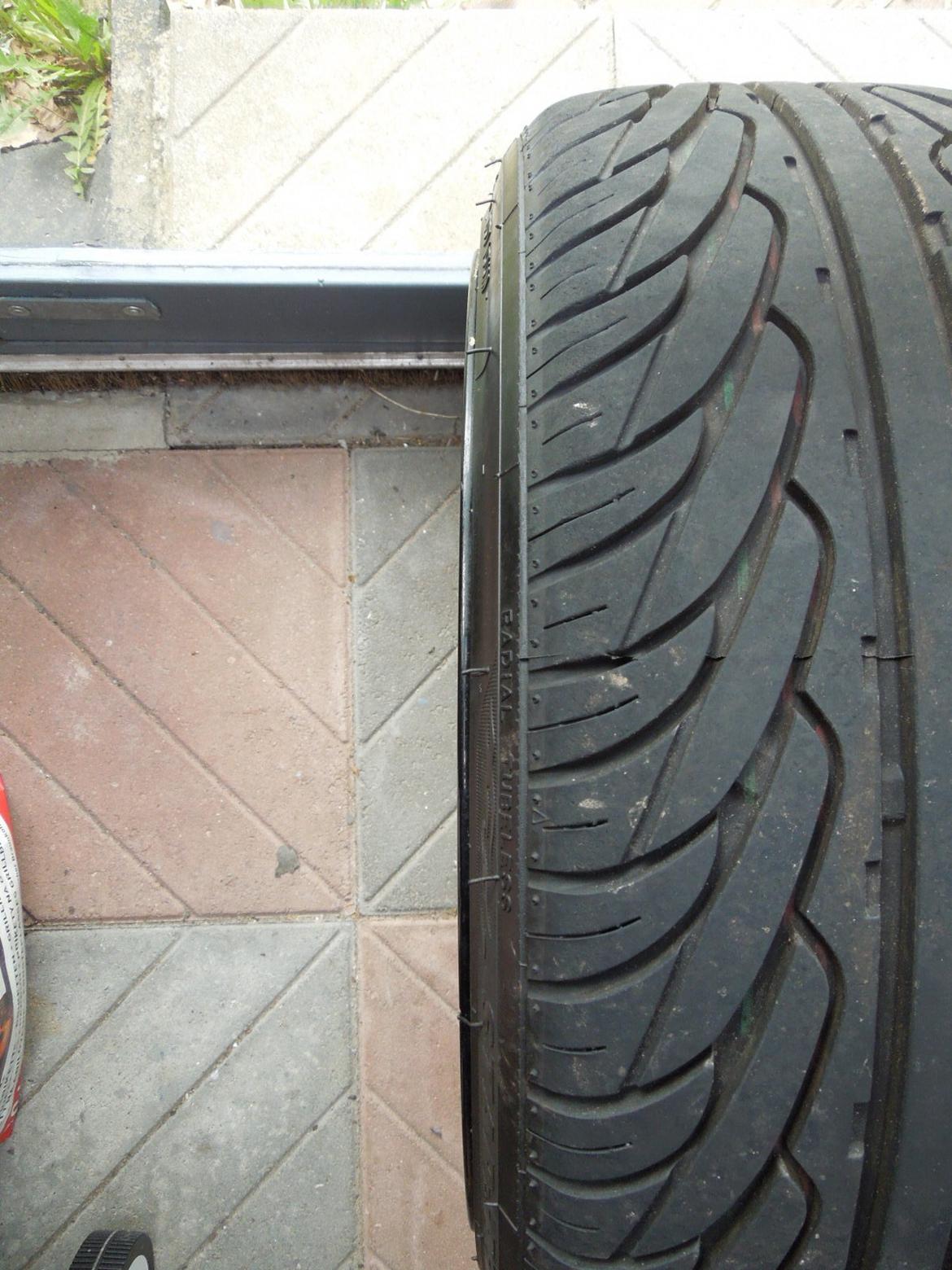 RH ZW3 8+9x17" - 205/40-17 dæk billede 4