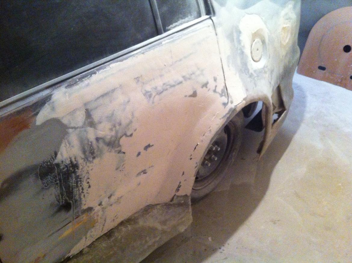 Carina E-xtreme - Venstre bagskærm og dør får en gang mere... billede 66