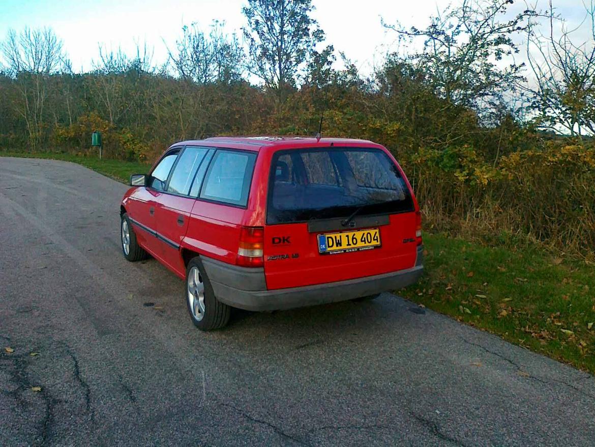Opel Asta 1,6 nz Van. billede 2