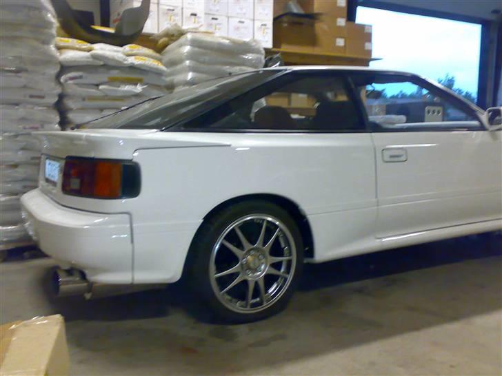 Celica ST165 under genopbygning billede 25