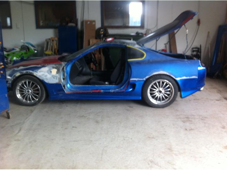 {{currentPhoto.altText}} billede {{currentPhoto.number}}