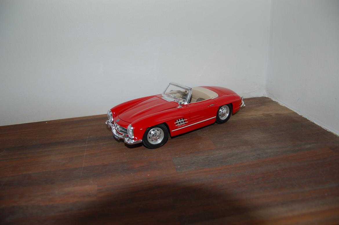 Mine modelbiler 1:18 - Mercedes Benz 300 SL Roadster billede 36