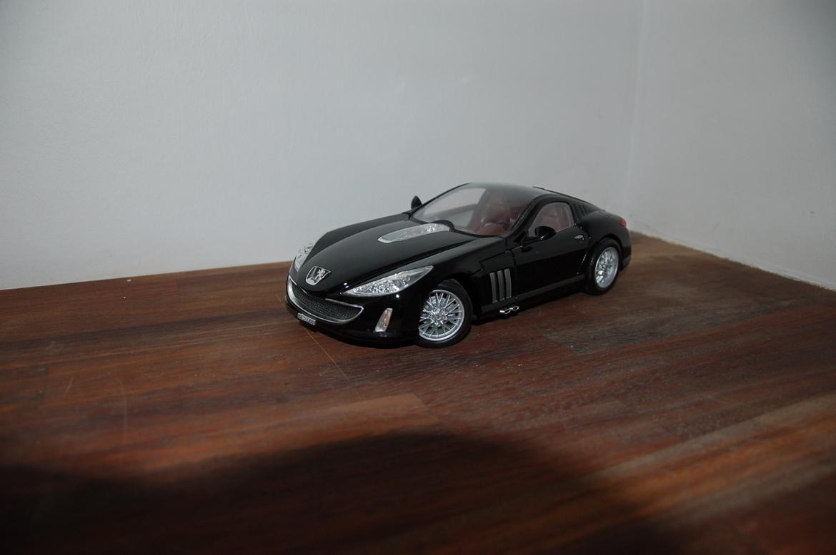 Mine modelbiler 1:18 - Peugrot 907 Concept billede 46