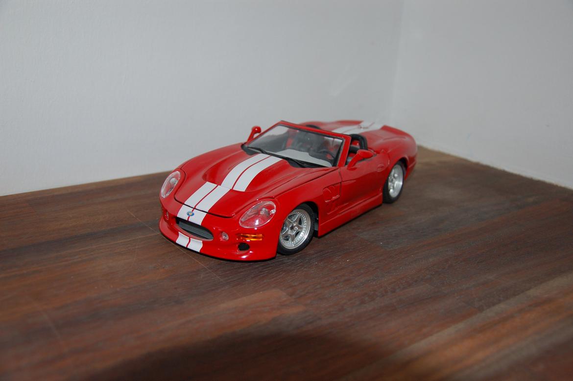 Mine modelbiler 1:18 - Shelby Series 1 1999 billede 48