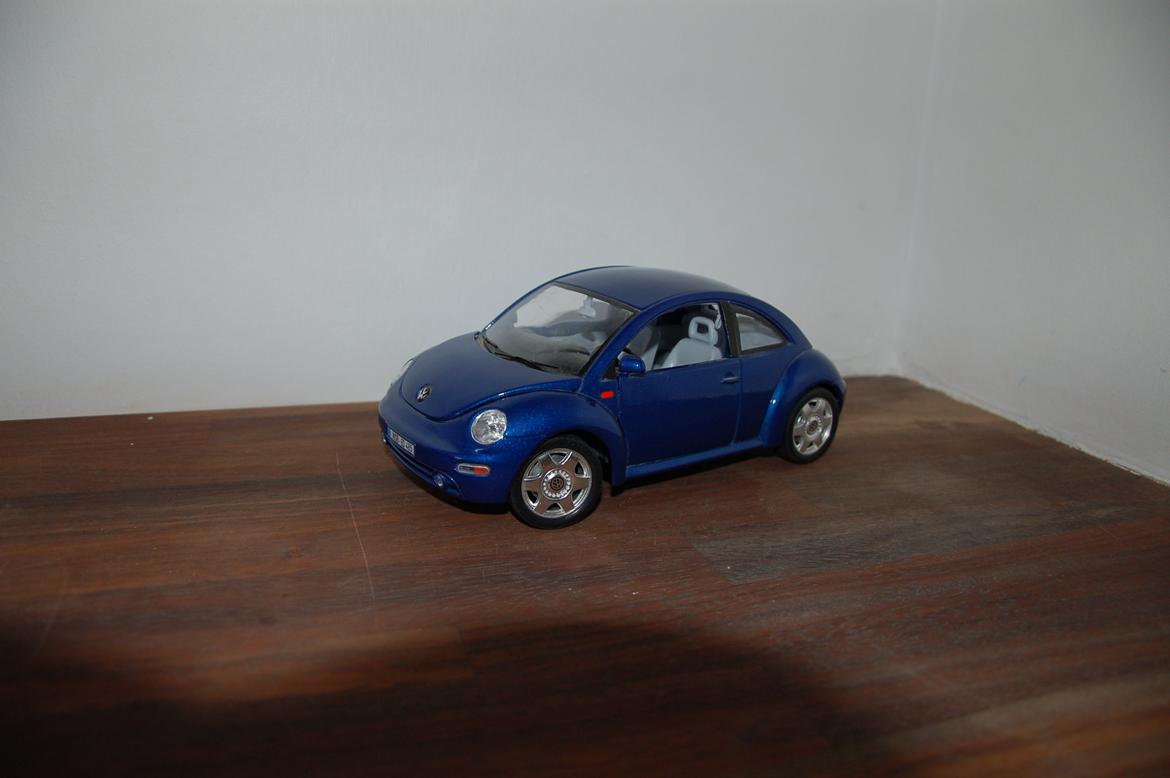 Mine modelbiler 1:18 - Volkswagen New Beetle 1998 billede 52