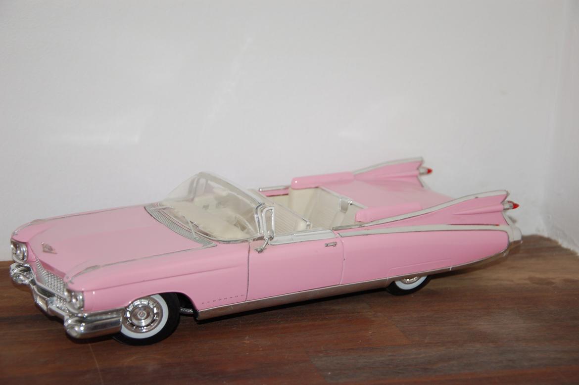 Mine modelbiler 1:18 - Cadillac Eldorado Biarritz 1959 billede 10