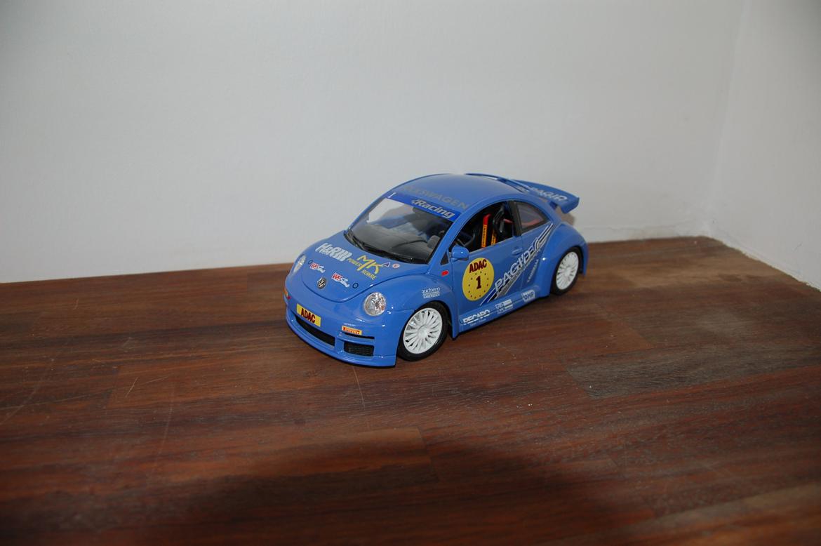 Mine modelbiler 1:18 - Volkswagen New Beetle Cup 1999 billede 53