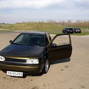 VW golf 1.8 [Tidl. Bil]
