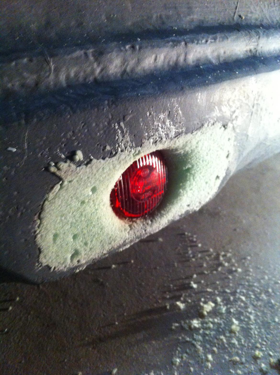 Carina E-xtreme - Har formet indsats omkring tågebaglygten. Mangler glasfiber billede 89