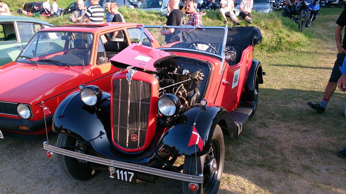 Tørskind Grusgrav - Veterantræf - 38' Morris 8 billede 23