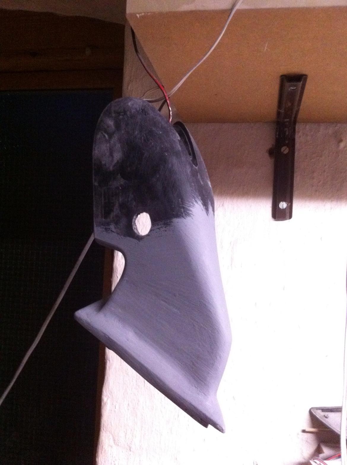 Carina E-xtreme - Det andet sidespejl under udfærdigelse. Ikke så spændende at håndslibe, så det har været udskudt lidt billede 95