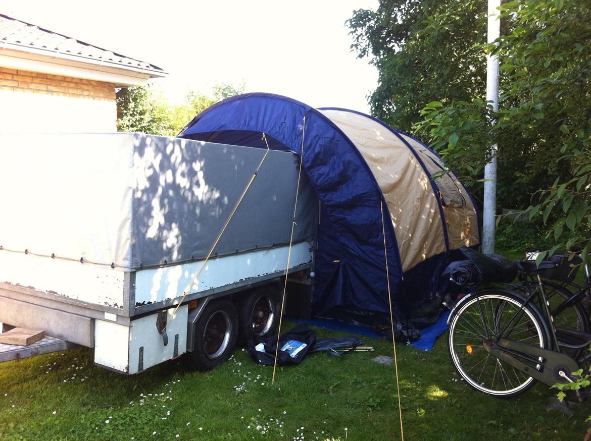 Min trailer. En Kvik trailer fra 1990. - Så er der købt bustelt billede 9