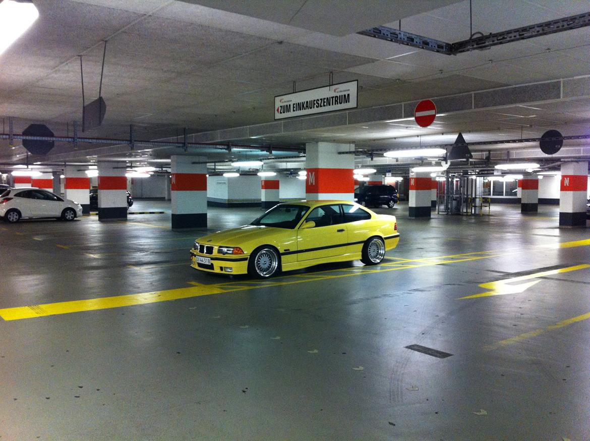 E36 M3 3,0 1993 Dakar Gelb billede 3