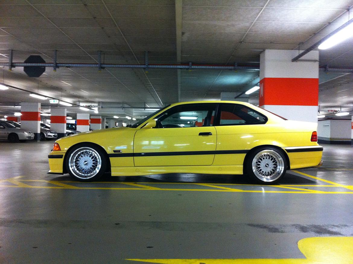 E36 M3 3,0 1993 Dakar Gelb billede 1