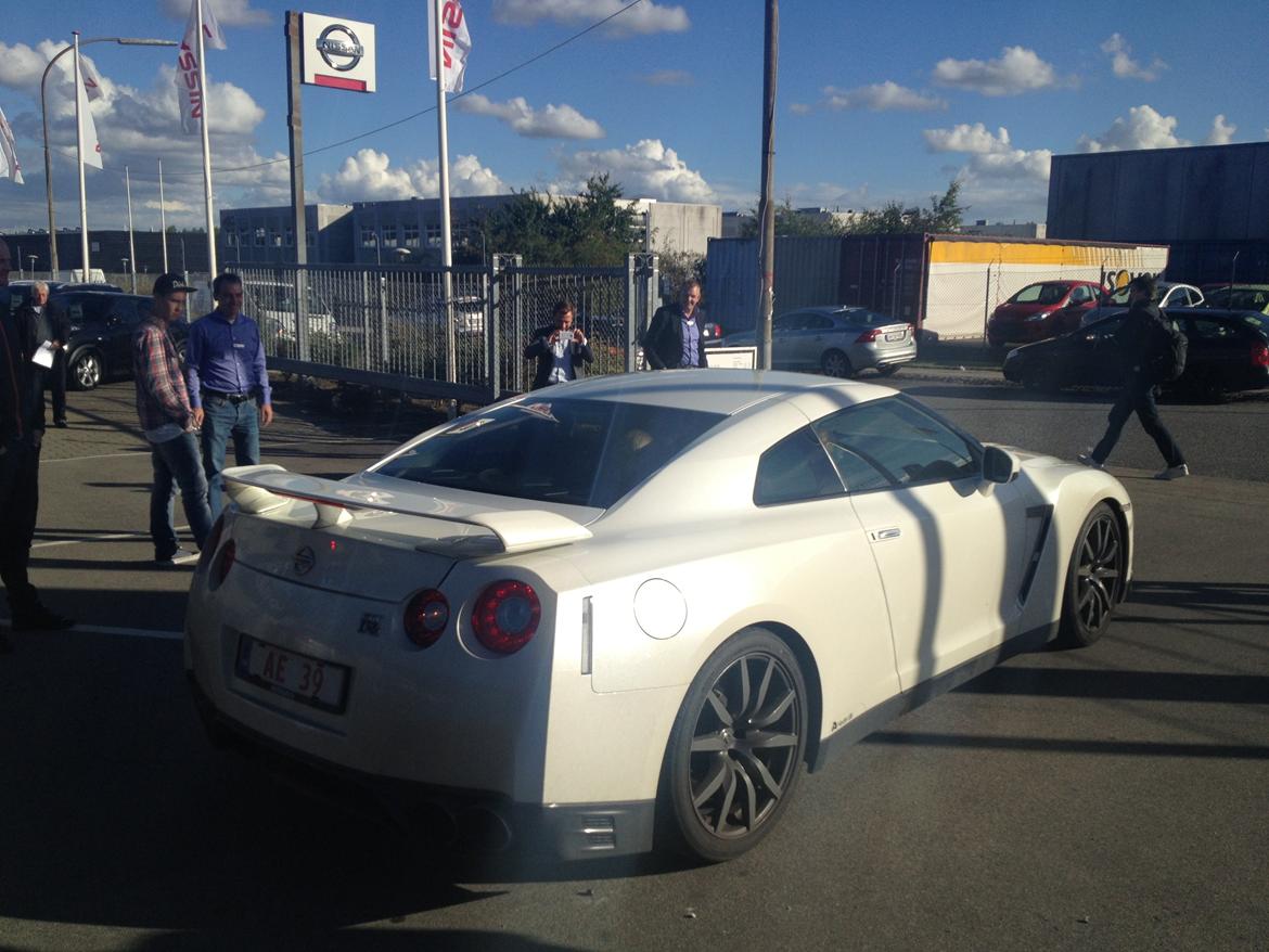 Nissan GTR & Nissan 370Z Nismo billede 14