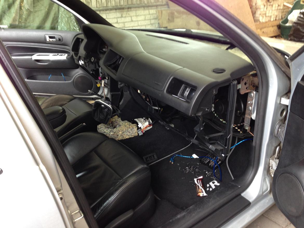 R32 Indstrumentbord billede 7