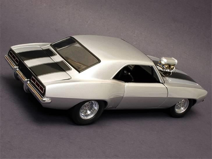 MODEL BILER i størrelse 1:43-1:24 og 1:18  - GMP Diecast...

1969 Drag Camaro str: 1:18 billede 28