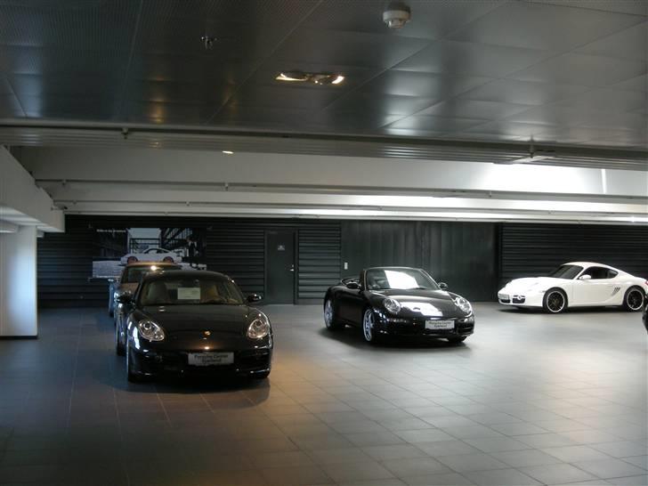 Porsche Center Sjælland + resten af Banevingen billede 47