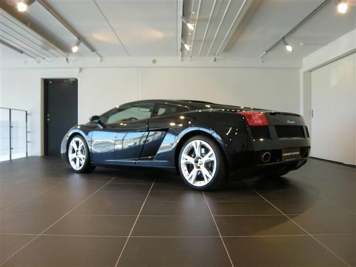 Porsche Center Sjælland + resten af Banevingen billede 62