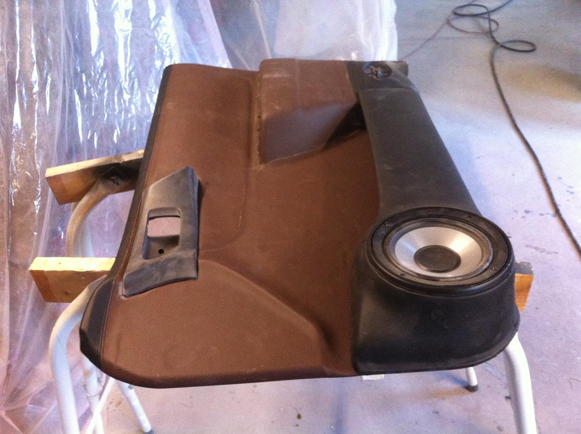 Carina E-xtreme - Så skal plasticen omkring håndtaget bare males/betrækkes billede 150