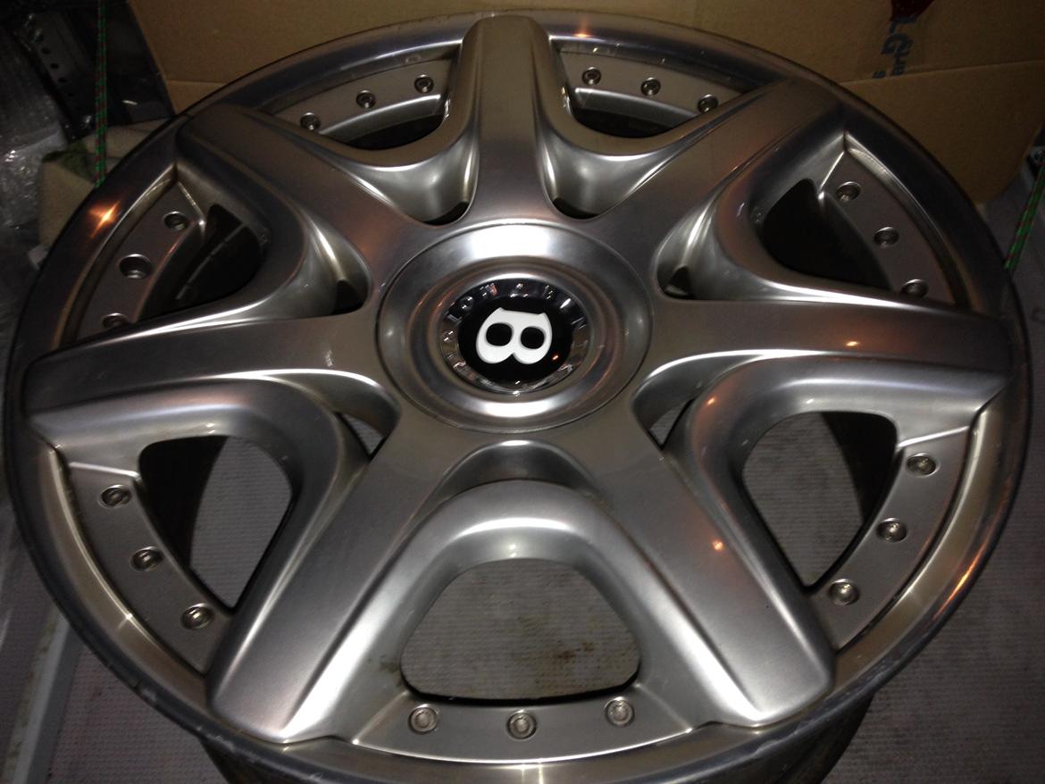 Renovering af Bentley fælge billede 3