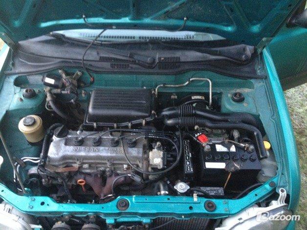 en lille ny nissan micra  billede 2