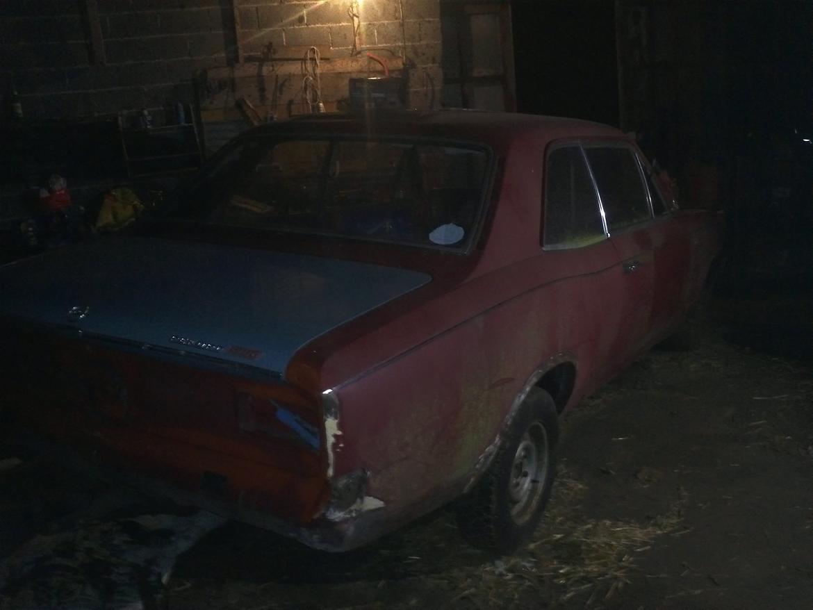 Opel rekord C 1,9s - smuk røv..
 billede 12