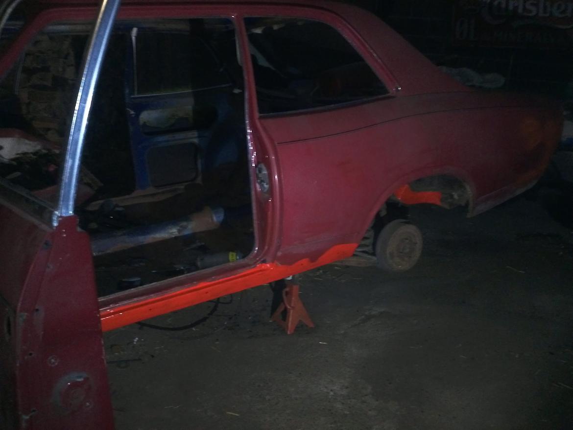 Opel rekord C 1,9s - venstre panel er blevet repareret billede 16