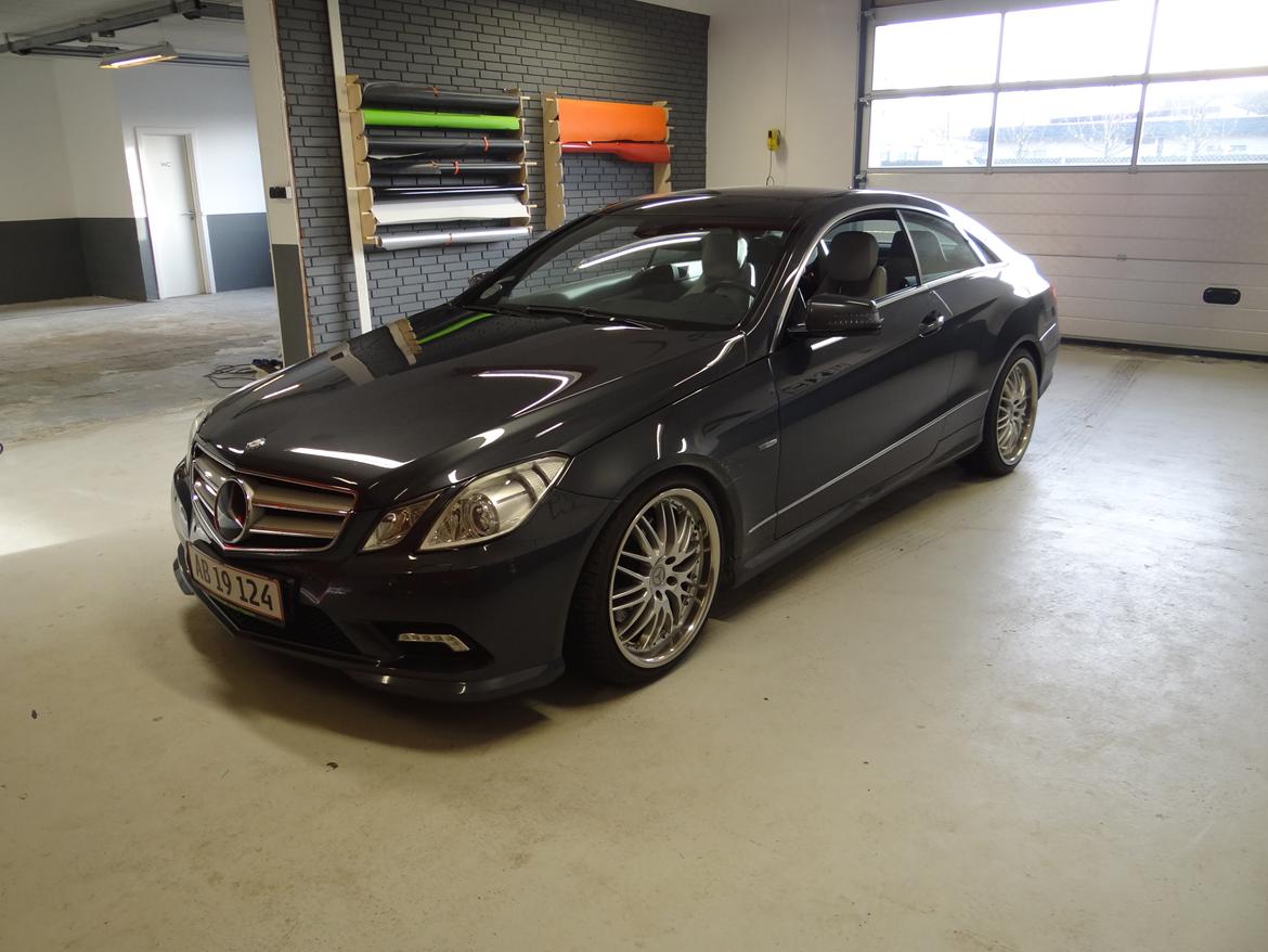 Mercedes Benz E klasse coupe folie billede 2