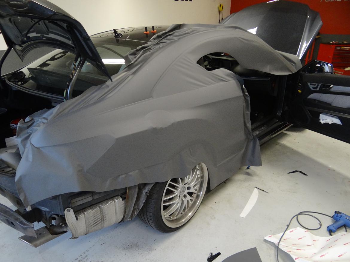 Mercedes Benz E klasse coupe folie billede 9