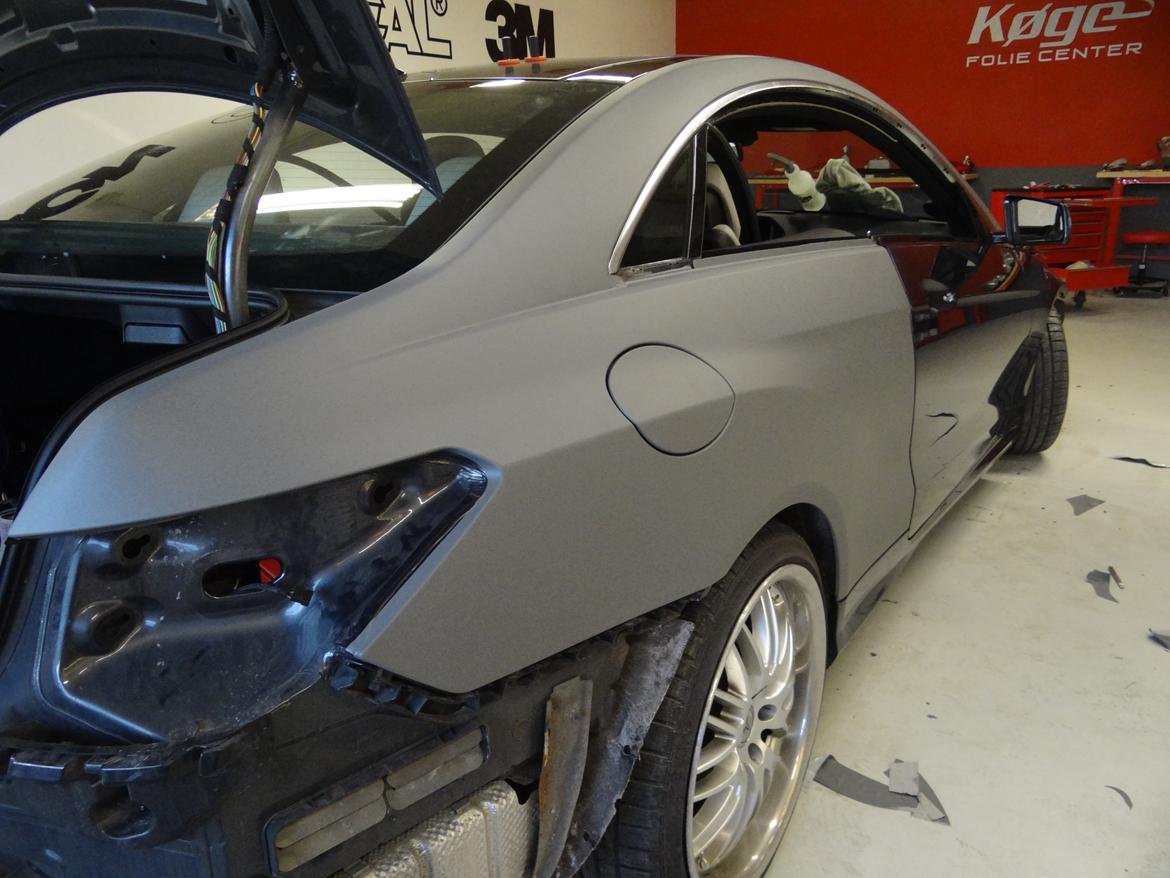 Mercedes Benz E klasse coupe folie billede 12