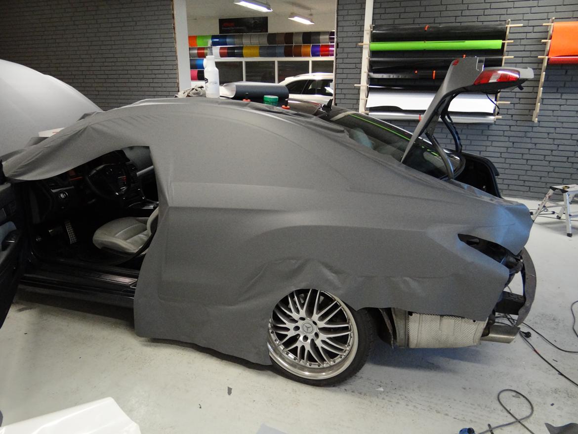 Mercedes Benz E klasse coupe folie billede 35