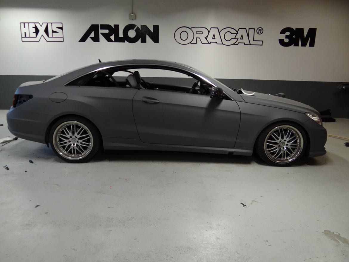 Mercedes Benz E klasse coupe folie billede 59