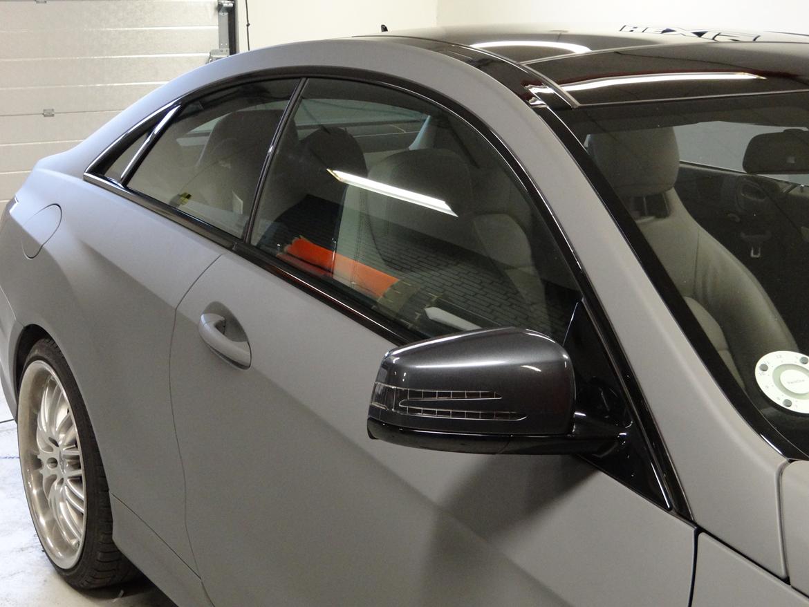 Mercedes Benz E klasse coupe folie billede 63