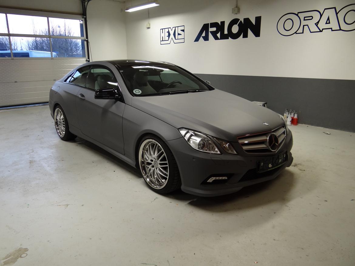 Mercedes Benz E klasse coupe folie billede 64