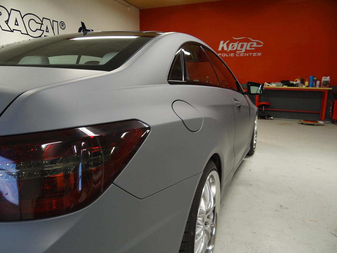 Mercedes Benz E klasse coupe folie billede 67
