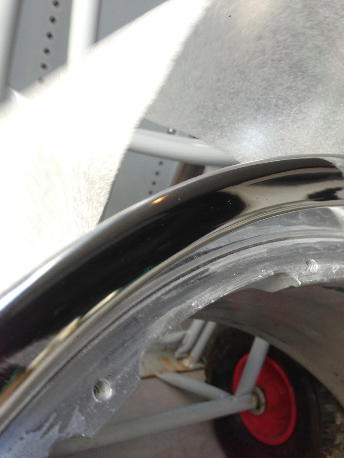 Renovering af Bentley fælge billede 9