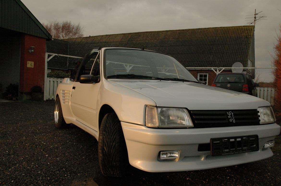 Peugeot 205 CTI ITS Dimma billede 2