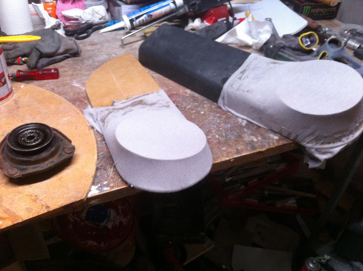 Carina E-xtreme - Nåede lidt her til aften. Fræst ringe til højttalere i den anden side og sat dem op og betrukket, klar til polyester i morgen billede 160