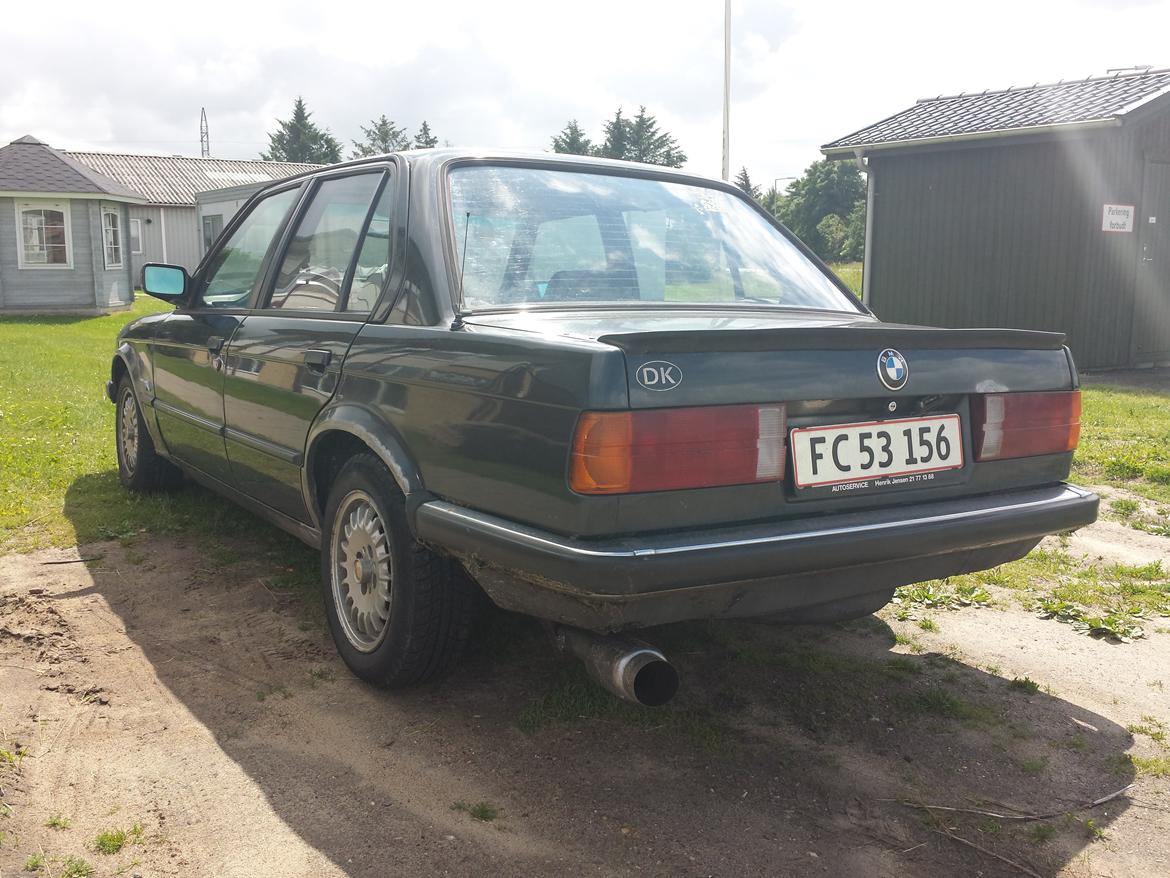 hvem ejer denne her bmw e30  billede 4