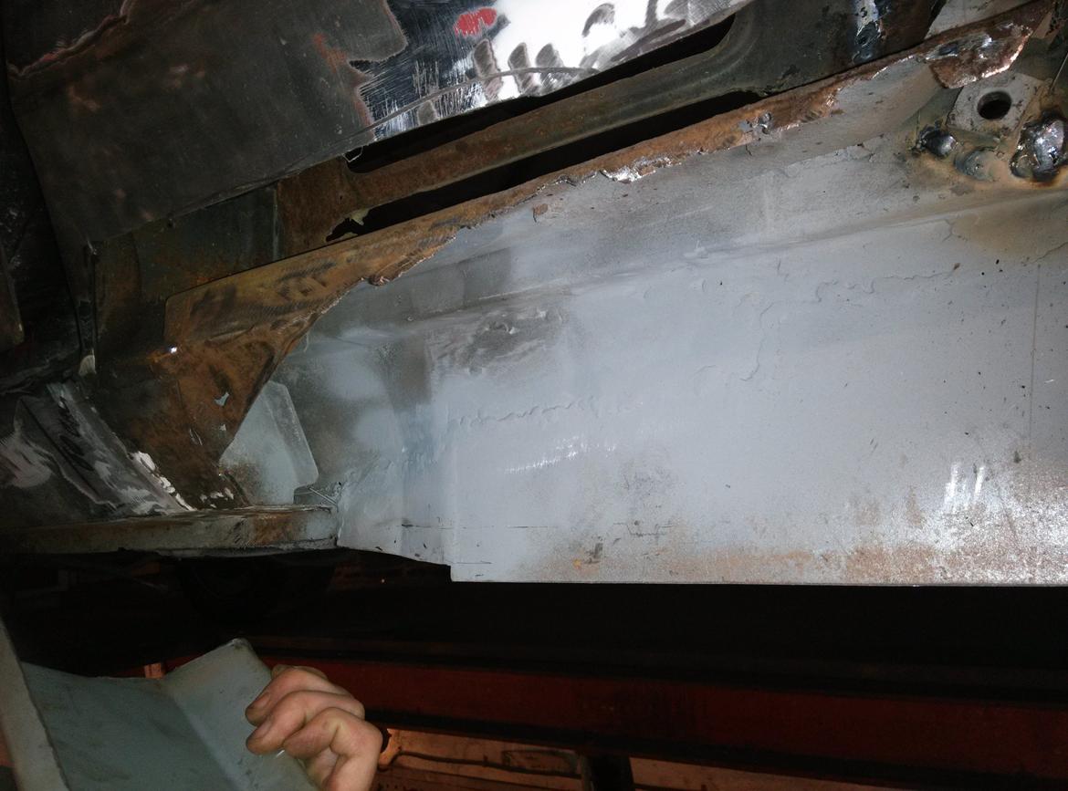 Dodge charger SE 1973 - Panel venstre side opbygning her var der popnittet plader fast samt fuget billede 39