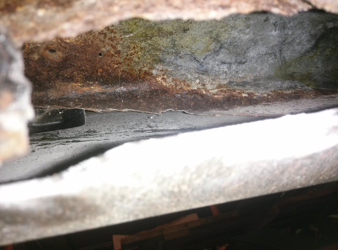 Dodge charger SE 1973 - Panel venstre side, da popnittet plade kom af billede 66