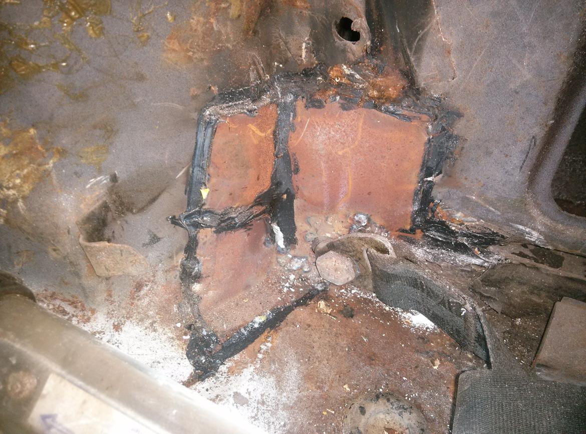 Dodge charger SE 1973 - Lap inde i bilen, også fuget og hæftet få steder.. er lavet om nu billede 69