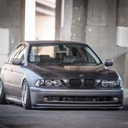 BMW E39 