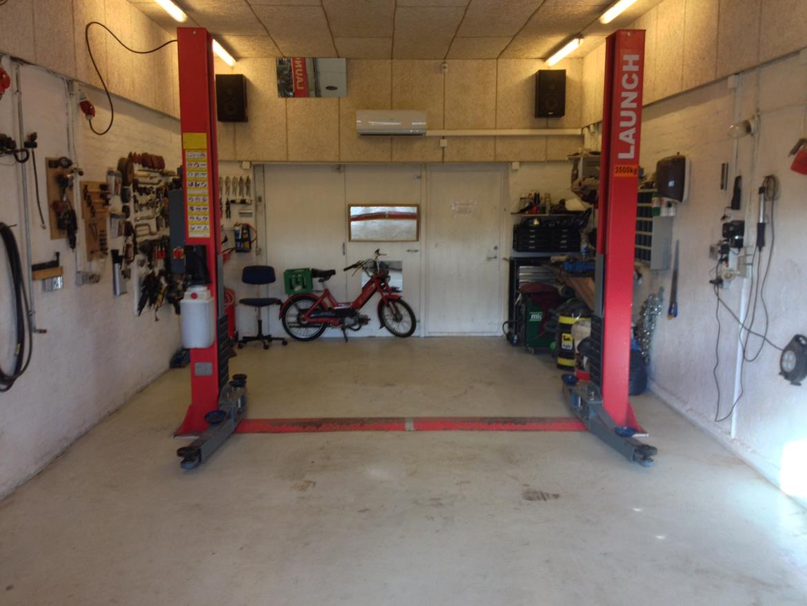 Mit lille hobby værksted billede 1