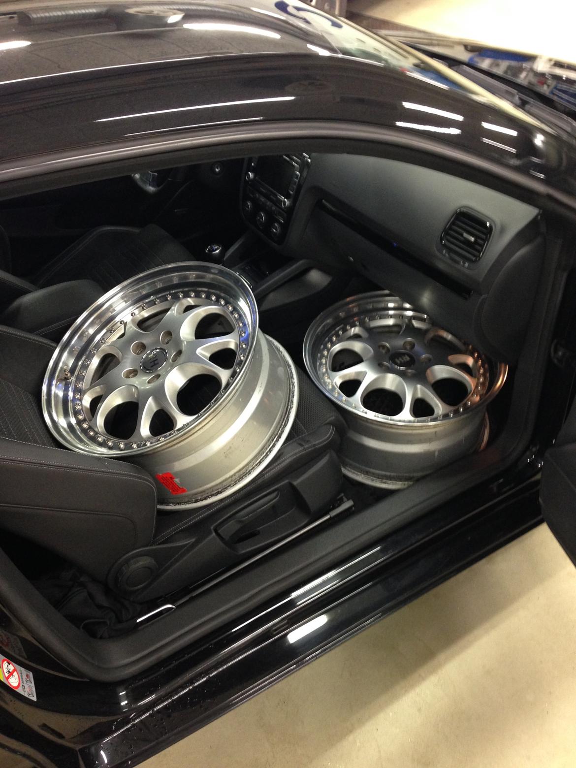 RH ZW3 Projekt @ Scirocco Black on Black billede 4