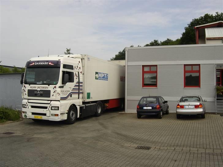 Mine lastbiler gennem tiden - Klemt inde i et hjørne, skrækkelig rampe at komme til billede 8