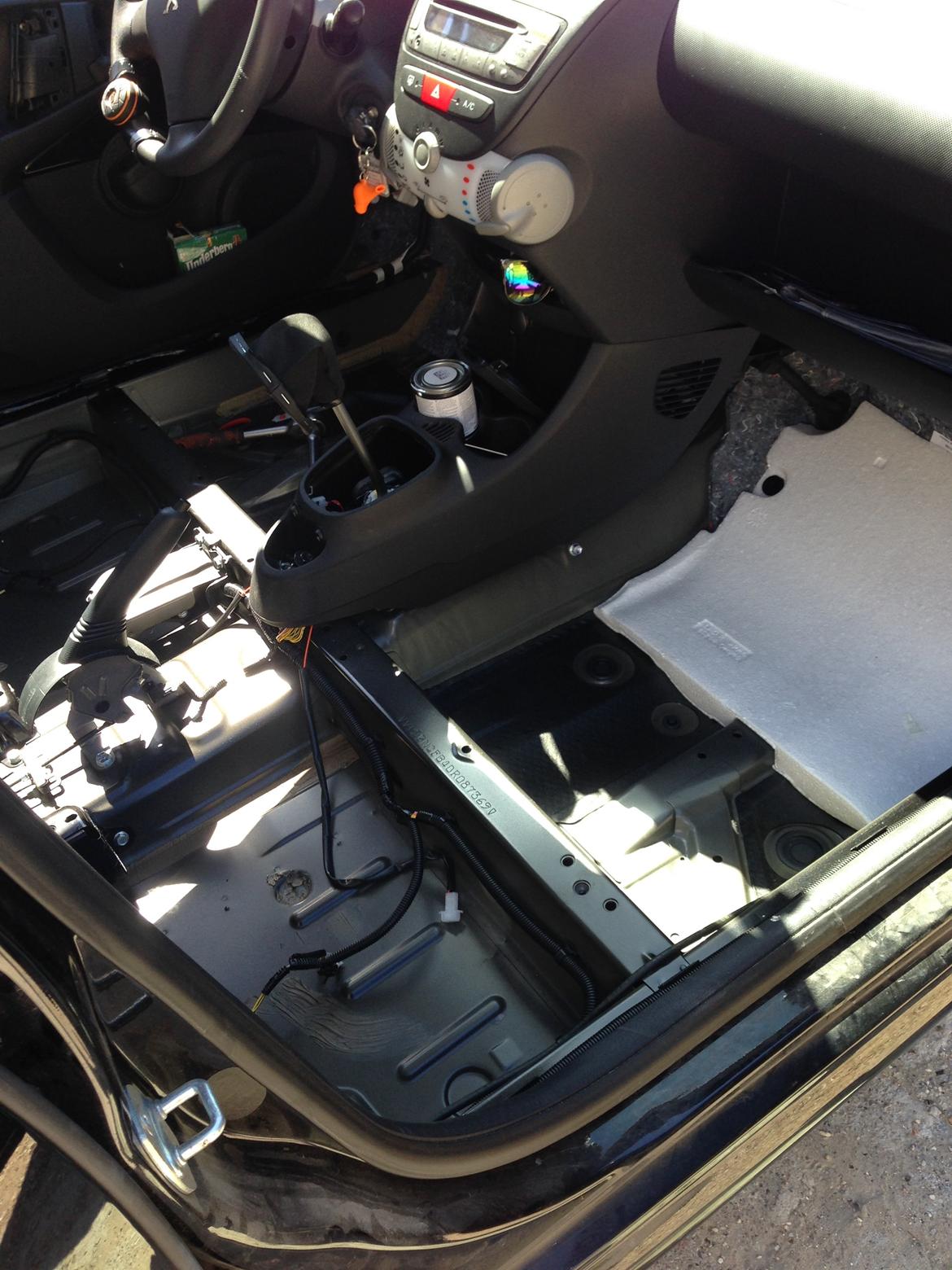 Lydisolering Peugeot 107  billede 12